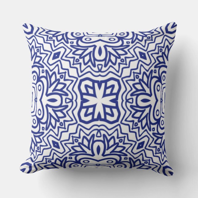 Pattern With Blue on White Kissen (Vorderseite)