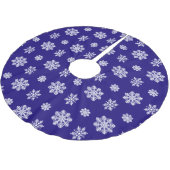 Pattern With large snowflakes Polyester Weihnachtsbaumdecke (Schrägansicht)