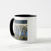 Patterson Memorial Bridge Autobahn 101 Tasse (Vorderseite Links)