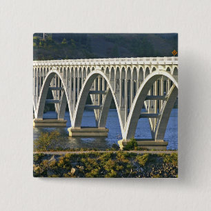Patterson Memorial Bridge Autobahn 101 über Button