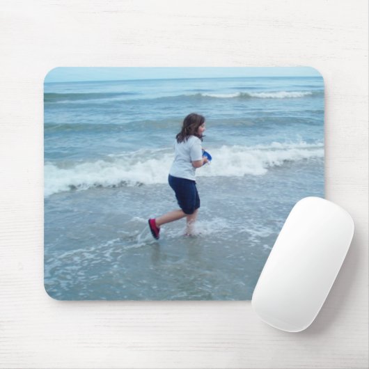 Patty, der auf den Strand läuft Mousepad (Mit Mouse)
