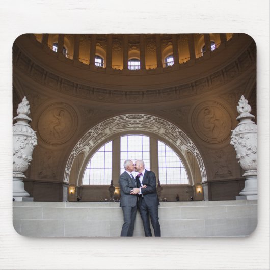 Paul + Dons Hochzeit Mousepad (Vorne)