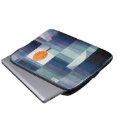 Paul Klee Harbinger vom Herbst. Blaue geometrische Laptopschutzhülle (Vorne Knopf)