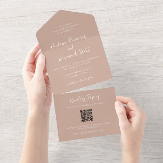 Paulina Moderne Tan Einfache Hochzeit All In One Einladung (Abreißen)