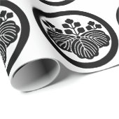 Paulownia mit 5-3 Blüten im Kreis Geschenkpapier (Rolleneckpunkt)