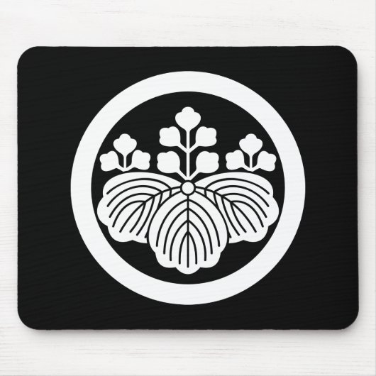 Paulownia mit 5&3 Blüten im Kreis Mousepad (Vorne)
