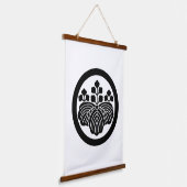 Paulownia mit 5-3 Blüten im Kreis Wandteppich Mit Holzrahmen (Gewinkelt)