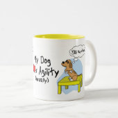 Pausen-Tabellen-Agility-Spaß-Tasse Zweifarbige Tasse (VorderseiteRechts)