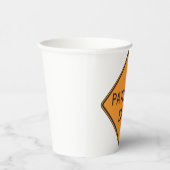 Pavement beendet Straßensignatur Verkehrswarnung Pappbecher (Rechts)