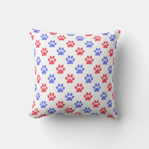 Paw Prints in Blau und Rot Kissen
