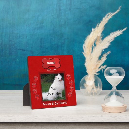 Paw Prints Red Custom Fotoplatte (InSitu)