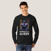 Pawfectly Queer Cat With Sunglasses Butch Lesbian T-Shirt (Vorne ganz)