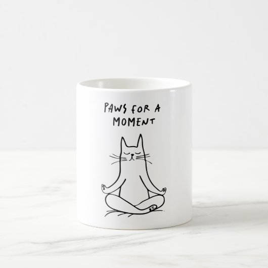 Paws for a Moment – Meditating Cat Funny Mug Kaffeetasse (Mittel)