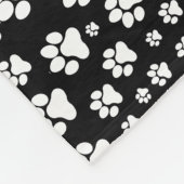 Paws Printmuster NS 01b. Black BG Fleecedecke (Ecke)