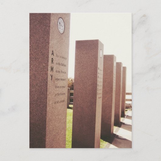 Pay Tribute Postkarte (Vorderseite)