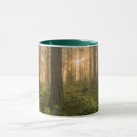 Pazifischer Nordwestnebeliger Morgen des wald| Tasse (Zentrum)