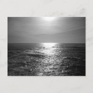 Pazifischer Ozean in monochromen Postkarten