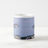 PBY, 5A Catalina, Weltkrieguntersuchung flyi Kaffeetasse (Mittel)