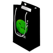 Pea Funny Sleeping Pea Pun Dark BG Kleine Geschenktüte (Vorderseite Schrägansicht)