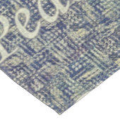 Peace Abounds Tischdecke (Schrägansicht)