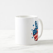 Peace Hand USA Flag 4th of July Kaffeetasse (VorderseiteRechts)