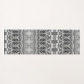 Peace Ikat 3 B&W Yogamatte (Vorderseite (Horizontal))