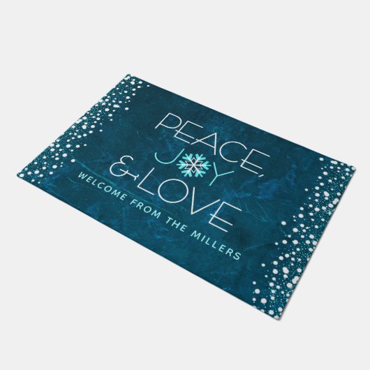 Peace Joy Liebe Blue Holiday Bold Modern Snowflake Fußmatte (Schrägansicht)