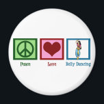 Peace Liebe Bly Tancing Magnet<br><div class="desc">Ein Friedensschild,  ein Herz und ein Bauchtänzer.</div>