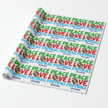 Peace Liebe Football Custom Christmas Geschenkpapier<br><div class="desc">Peace Liebe Football. Niedliche personalisierte blaue Weihnachtsverpackung für einen Fußballspieler oder Trainer. Dieses coole Sportmuster ist grün,  rot und blau mit dem Ball in der Mitte.</div>