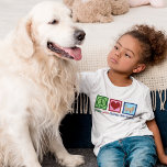 Peace Liebe Golden Retrievers Niedliche Kinder T-Shirt<br><div class="desc">Schöne Peace Liebe Golden Retrievers Kinder T - Shirt für ein Mädchen oder Junge,  die Lieben ihre niedliche Welpe. Mit einem hübschen Schild,  einem Herz und einem bezaubernden Golden Retriever,  meiner Lieblingshunde.</div>