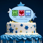 Peace Liebe Hanukkah Niedliches Party Kuchenaufsatz<br><div class="desc">Peace Liebe Hanukkah Kuchen Topper für ein Chanukah Party. Ein hübsches Zeichen der Ruhe,  das Herz und eine schöne Menorah auf einer niedlichen blauen Feiertagsdessert Dekoration.</div>