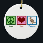 Peace Liebe Kangaroo Keramikornament<br><div class="desc">Ein Friedenszeichen,  Herz und niedliches Känguru. Ich Liebe hübsche australische Tiergeschenke. Peace Liebe Kangaroos.</div>