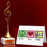 Peace Liebe Music Karte<br><div class="desc">Ein wunderschönes musikalisches Geschenk mit einem Friedenszeichen, Herz, einem Treppenkern und musikalischem Personal. Coole PEACE LIEBE MUSIC Weihnachtsgeschenk für einen Komponisten, Band Regisseur oder Chordirigenten.</div>