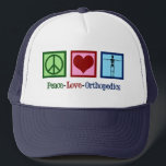 Peace Liebe Orthopädie Niedlich Orthopädie Truckerkappe<br><div class="desc">Peace Liebe Orthopädie hat. Ein niedliches Geschenk für einen orthopädischen Chirurgen oder Orthopäden,  der mit dem Muskel-Skelett-System arbeitet,  und für Patienten,  die Schulter und angesagte Operation benötigen. Ein Friedensschild,  ein Herz und ein Skelett,  um die Knochen der Spezialität zu zeigen.</div>