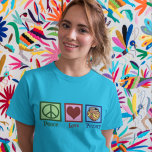 Peace Liebe Pottery T-Shirt<br><div class="desc">Ein hübsches Töpfergeschenk für einen Künstler, der mit Ton und einem Ofen Keramik Kunst und Töpfe herstellt. Ein niedliches grünes Friedenszeichen, ein rotes Herz und ein schönes Schüsselbild aus der Grafikfabrik. Ein schönes Töpfergeschenk.</div>