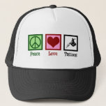 Peace Liebe Tattoos Niedlich Tattoo Artist Gun Truckerkappe<br><div class="desc">Liebe Tattoos. Ein cooles Tätowierungsgeschenk mit einem Friedenszeichen,  Herz und Tätowierpistole für einen Tätowierer. Niedliche Tätowierung vorhanden.</div>