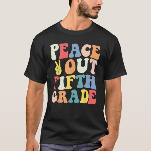Peace Out 5th Grade Retro Pastel Happy Last Day Ou T-Shirt (Vorderseite)