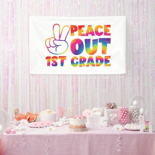 Peace Out First Grade Gefärbte Krawatte Letzter Ta Banner (Party)