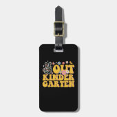 Peace Out Kindergarten Groovy Letzten Schultag Gepäckanhänger (Vorderseite vertikal)