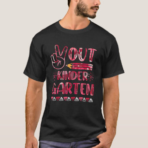 Peace out Kindergarten Pink Heart Letzten Tag. T-Shirt