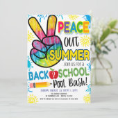 Peace Out Summer Back to School Party Einladung (Stehend Vorderseite)