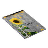 "Peace" Phrase, Feld der Sonnenblumen, Schwarz & W Notizblock (Rechte Seite)