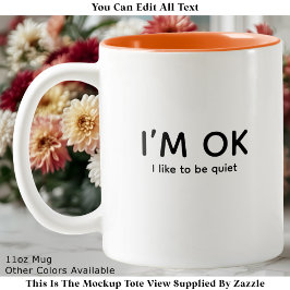 Peace & Quiet or Introvert Quote Modern Minimalist Zweifarbige Tasse
