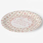 Peach and Beige Fancy Floral Bridal Shower Pappteller (Schrägansicht)