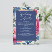 Peach and Pink Peony Blume Hochzeit Begleitkarte (Stehend Vorderseite)