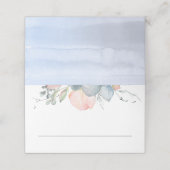 Peach Aquarellblüten Dusty Blue Wedding Platzkarte (Außenseite Aufgefaltet)
