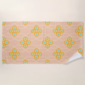 Peach background hexagonal floral pattern  strandtuch (Vorderseite)