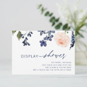 Peach & Blue Floral Display Brautparty Begleitkarte (Stehend Vorderseite)