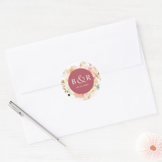 Peach Blush and Burgundy Wedding Envelope / Gefall Runder Aufkleber (Umschlag)