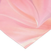 Peach Blush Dahlia Blossom Tischdecke (Schrägansicht)